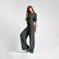 Pantalón de Tiro Alto y Pierna Ancha  DKNY