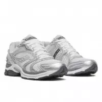 Calzado Zapatillas SAUCONY Progrid Triumph 4 White / Silver