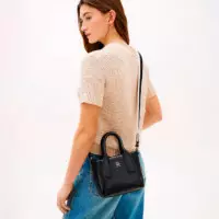 Bolso Tote Essential con Logo Metalizado  TOMMY HILFIGER