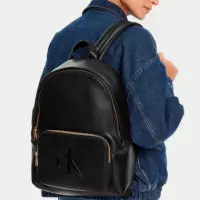 Mochila Sandi Slim 4.0  CALVIN KLEIN