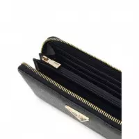 Laurel Ii Slg Med Zi Coal Logo  GUESS