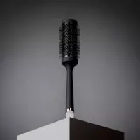 The Blow Dryer Size 3
CEPILLO Cerámico  GHD