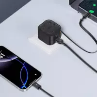 Cargador Rápido 20W con Cable Retráctil Negro XO