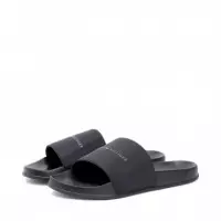 Chanclas texturizadas con logo