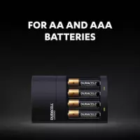 Cargador de Batería DURACELL de 4 Horas con 2 Aa y 2 Aaa
