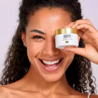Glicoisdin 8 Soft
crema Exfoliante con ácido Glicólico  ISDIN