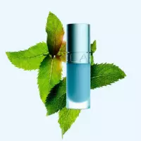 Lip Comfort Oil Cryo-plumping
brillo de Labios Reparador  CLARINS