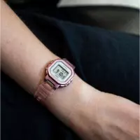 CASIO LA-20WHS-4A – Reloj Digital Rosa Transparente con Luz Led y Wr