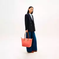 Bolso tote con monograma TH
