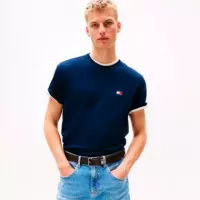 Camiseta de Cuello Redondo con Parche Tonal  TOMMY HILFIGER