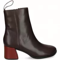 Botin Twin ante Moka  CAMPER