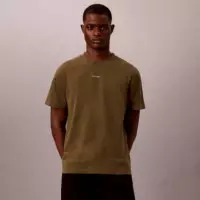 Camiseta holgada con logo en la parte trasera